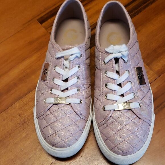 Guess sneakers   - Picture 1 of 5